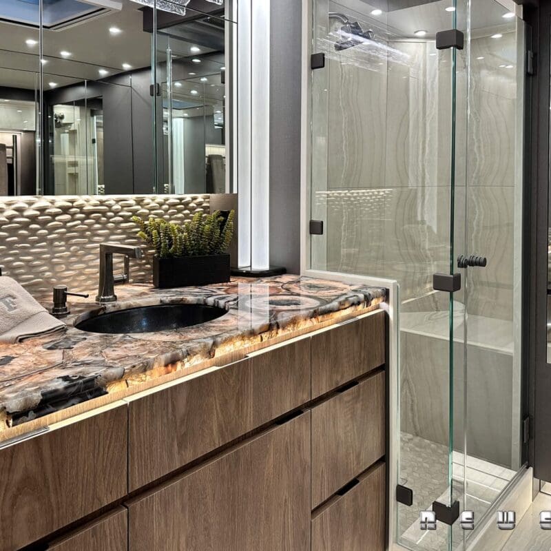 Rear Bath