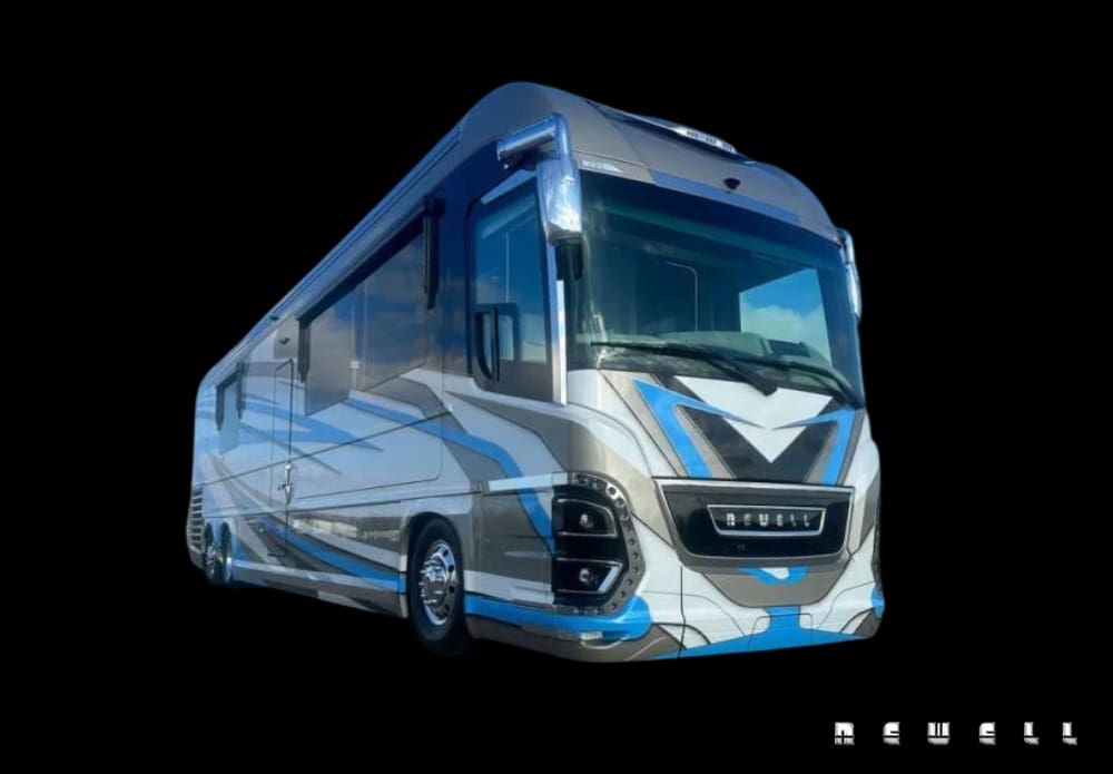 ’26 Newell Coach 1823